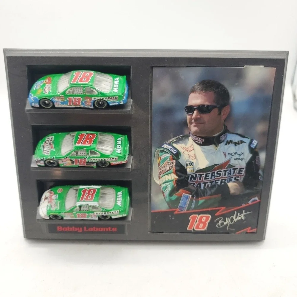 NASCAR Bobby‎ Labonte #18 Set Of 3 Action Cars Photograph Display Interstate